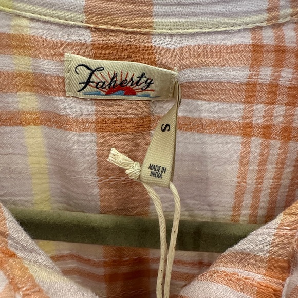 Faherty Organic Cotton Plaid Button Front Shirt NWT Small - Picture 2 of 5